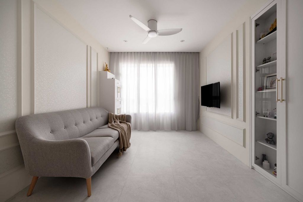 white theme interior design